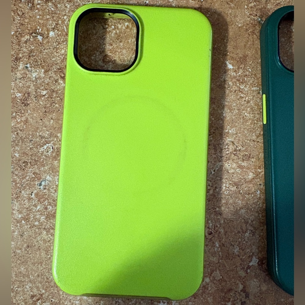 iPhone 14 case bundle - Picture 4 of 9
